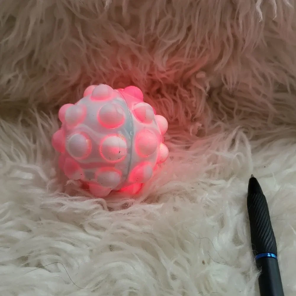 Arvbitana Pink Blue Light Up Sensory Fidget Toy NWOT